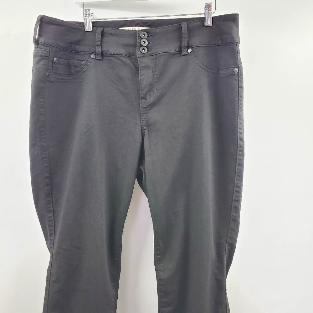 Torrid Black Jegging Skinny Jeans High Waisted Rise NEW - Picture 2 of 11